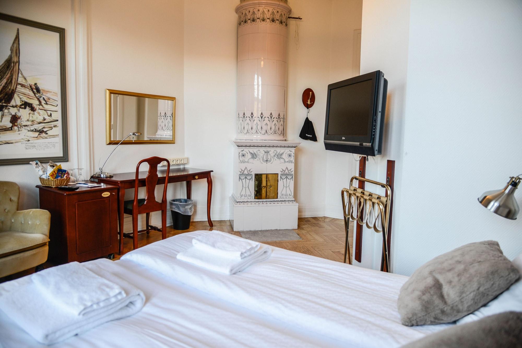 Hotel Continental Relax & Spa Халмщад Екстериор снимка